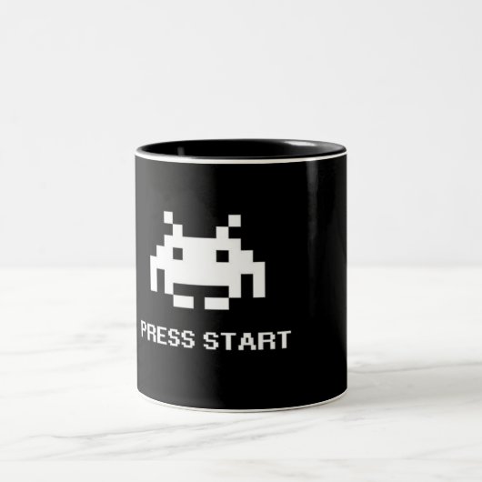 Retro 8-bits Arcade Press Start Gamer Tweekleurige Koffiemok (Center)