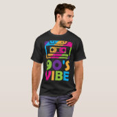 Retro 90’s Vibe Cassette Design T-shirt (Voorkant volledig)