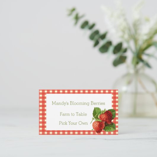 Retro Aardbei en Gingham Check Visitekaartje (Staand voorkant)