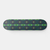 Retro Abstract Chartreuse, rood en blauw patroon Persoonlijk Skateboard (Horizontaal)