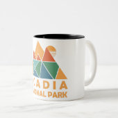 Retro Acadia National Park  Hiking Tweekleurige Koffiemok (Voorkant rechts)
