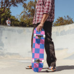 Retro Aesthetisch Checkerboard Patroze en Blauw Persoonlijk Skateboard<br><div class="desc">Retro Aesthetisch Checkerboard Patroze en Blue Skateboard</div>