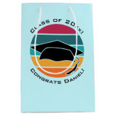 Retro Afstuderen Afstuderen Pet Mortarboard Medium Cadeauzakje (Voorkant)