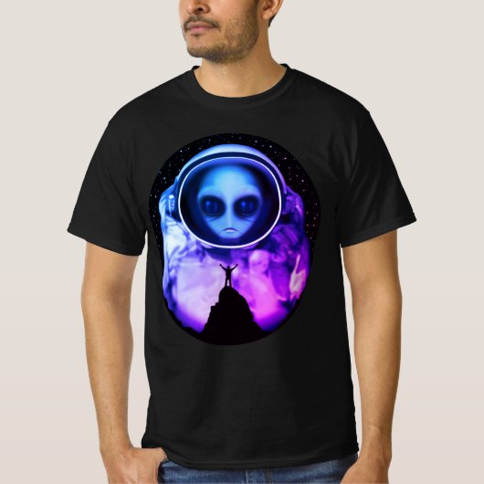 Retro Alien Astronaut T-Shirt (Voorkant)