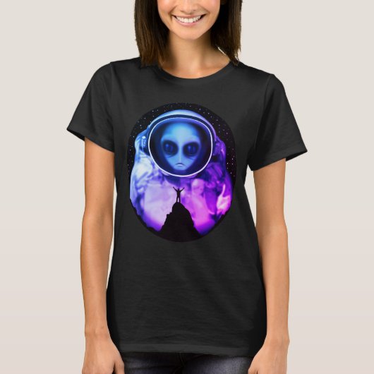 Retro Alien Astronaut T-Shirt (Voorkant)