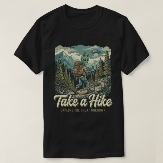 Retro Alien Bigfoot Buitengelegen Uitrusting T-shirt (Design voorkant)