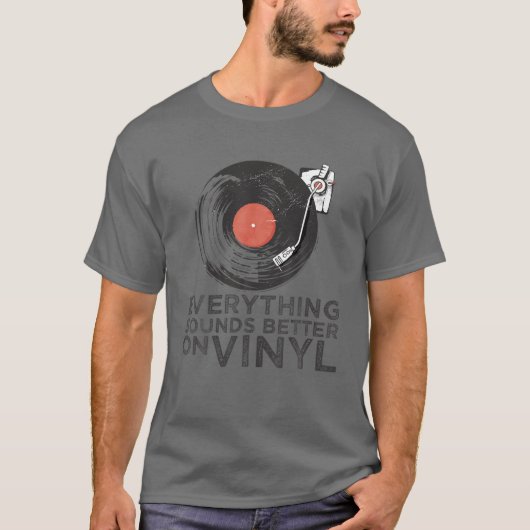 Retro alles klinkt beter op vinyl t-shirt (Voorkant)