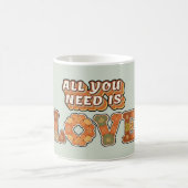 Retro "Alles wat je nodig hebt is liefde" Koffiemok (Center)