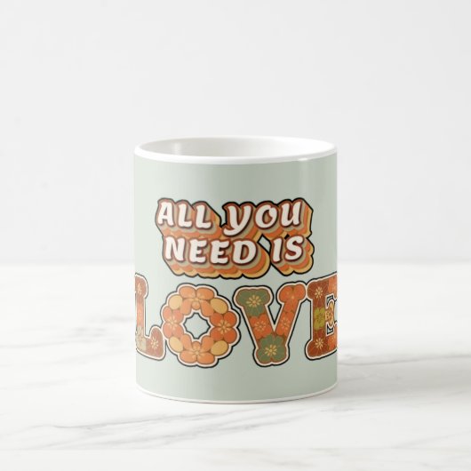 Retro "Alles wat je nodig hebt is liefde" Koffiemok (Center)
