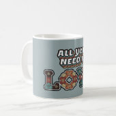 Retro "Alles wat je nodig hebt is liefde" Koffiemok (Voorkant links)