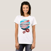 RETRO AMOUR SUNSET EN LIPSTICK KISSES T-SHIRT (Voorkant volledig)