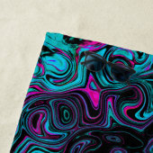 Retro Aqua Magenta en Black Abstract Swirl Strandlaken (In situ)