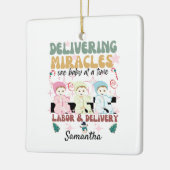 Retro arbeid en bevalling verpleegkundige Kerstmis Keramisch Ornament (Links)