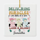 Retro arbeid en bevalling verpleegkundige Kerstmis Keramisch Ornament (Achterkant)