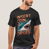 Retro Arcade Shark Attack Pixel Art T-shirt (Voorkant)