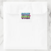 Retro arcadestijl game over tekst vierkante sticker (Tas)