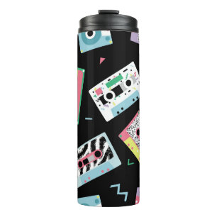 Retro audio tapes, jaren '80 stijl patroon. thermosbeker