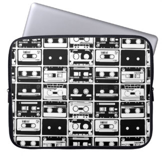 Retro audio tapes, ouderwets patroon. laptop sleeve