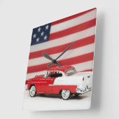 Retro auto met Amerikaanse vlag Vierkante Klok (Hoek)