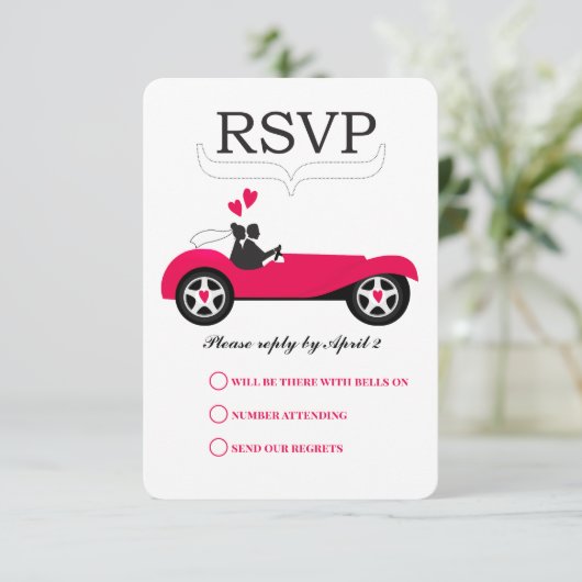 Retro Auto Roze Converteerbare Bruiloft RSVP (Staand voorkant)