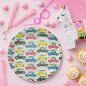 Retro-auto's met kerstbomen bovenaan papieren bordje (Feest)