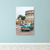 Retro-auto's op straat in Havana Canvas Afdruk (Insitu (Houten vloer))