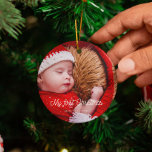 retro Baby's eerste kerstfoto Keramisch Ornament<br><div class="desc">Een retroscript voor dit ornament van de kerstboomfoto. Aanpassen met je favoriete afbeelding. Het perfecte cadeau om je eerste kerstfeest te vieren. U kunt de kleur van de doopvont in uw het houden ook gemakkelijk veranderen.</div>