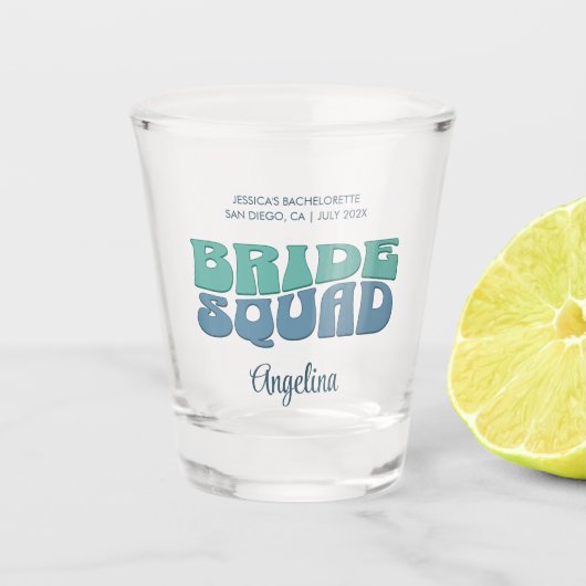 Retro Bachelorette Party Bruid Squad Bruidsmeisje Shot Glas (Voorkant)