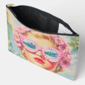 Retro Beach Meisje met Bloemen Zonnebril Etui (Open)