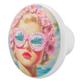 Retro Beach Meisje met Bloemen Zonnebril Keramische Knop (Rechts)