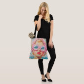Retro Beach Meisje met Bloemen Zonnebril Tote Bag (Op model)