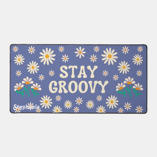 Retro Beige Daisies Stay Groovy Blue Script Naam Bureaumat (Voorkant)