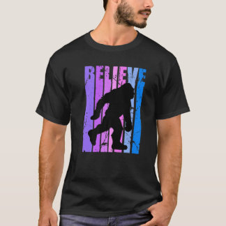 Retro Believe Bigfoot Yeti Abominable Snowman Magi T-shirt