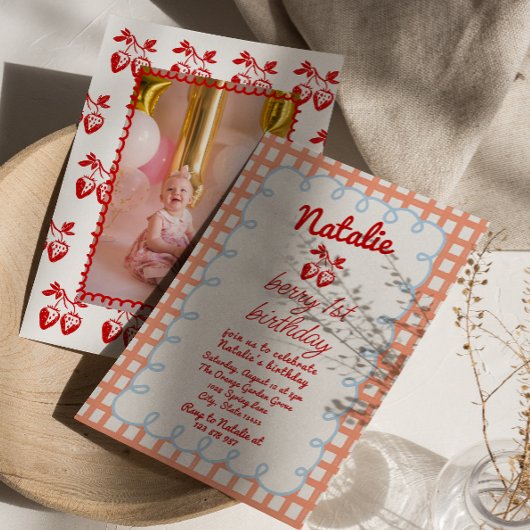 Retro Berry 1e Getrokken Aardbei Foto Verjaardag Kaart