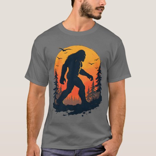 Retro Bigfoot Sasquatch met zonsondergang T-shirt (Voorkant)