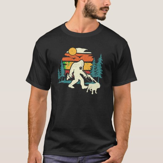 Retro Bigfoot Wandelen Engelse Bulldog Dog Walker  T-shirt (Voorkant)