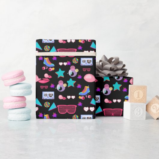 Retro black 80s Costume Vibrant culture pop Cadeaupapier (Baby Shower)