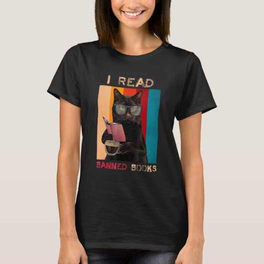 Retro Black Cat  I Red Banned Book T-shirt (Voorkant)
