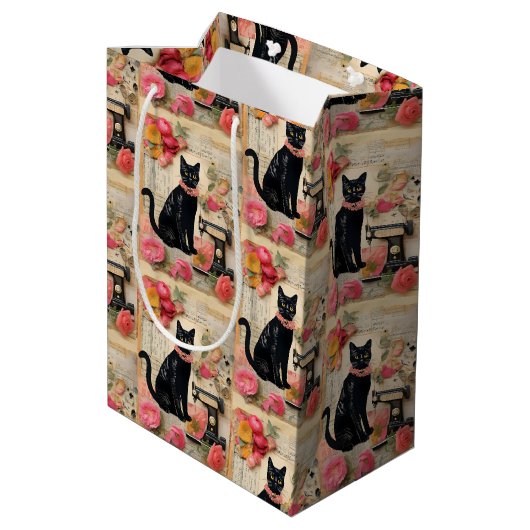 Retro Black Cat Roze ketting Collage Medium Cadeauzakje (Achterkant Gekanteld)