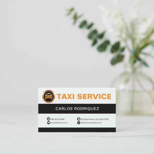 Retro Black en White Column Taxi Service Visitekaartje (Staand voorkant)