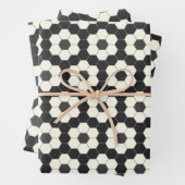 Retro Black en White Geometric Hexagon Tegel Inpakpapier Vel (In situ)