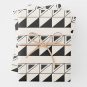 Retro Black en White Mid Mod Geometric Pattern Inpakpapier Vel (In situ)