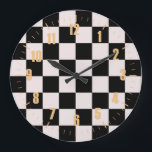 Retro Black White Checkerboard Pattern   Grote Klok<br><div class="desc">Koel een nieuw,  ingecheckt patroonontwerp,  modern interieurontwerpdecor voor thuis,  woonkamer,  kleuterkamer,  kinder kamer. Gecontroleerde kleurrijke gordijnen,  tapijt,  telefoondoosje. Gecontroleerde 70s en 60s trendontwerp. Zwart-witcheckers</div>