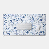 Retro blauw blad wervelpatroon monogram bureaumat (Keyboard & Muis)