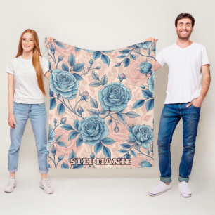 Retro Blauw Roos Patroon op Zacht Roze Achtergrond Fleece Deken