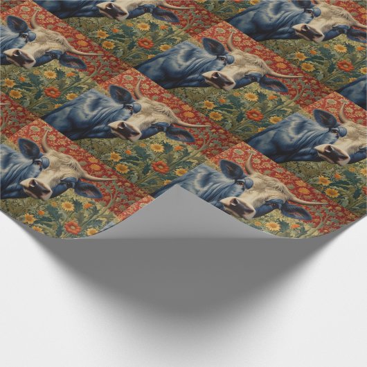 Retro Blauwe koe in zonnebloementuin Cadeaupapier (Hoek)