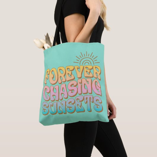 Retro Blauwgroen "Forever Chasing Zonsondergangen" Tote Bag (Dichtbij)