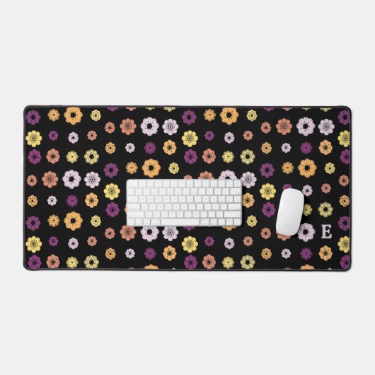 Retro Bloemen met Monogram Bureaumat (Keyboard & Muis)