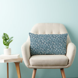 Retro bloemmotief in boho stijl. Roze sakura. Kussen