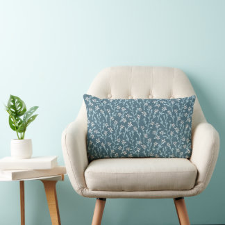 Retro bloemmotief in boho stijl. Roze sakura. Kussen